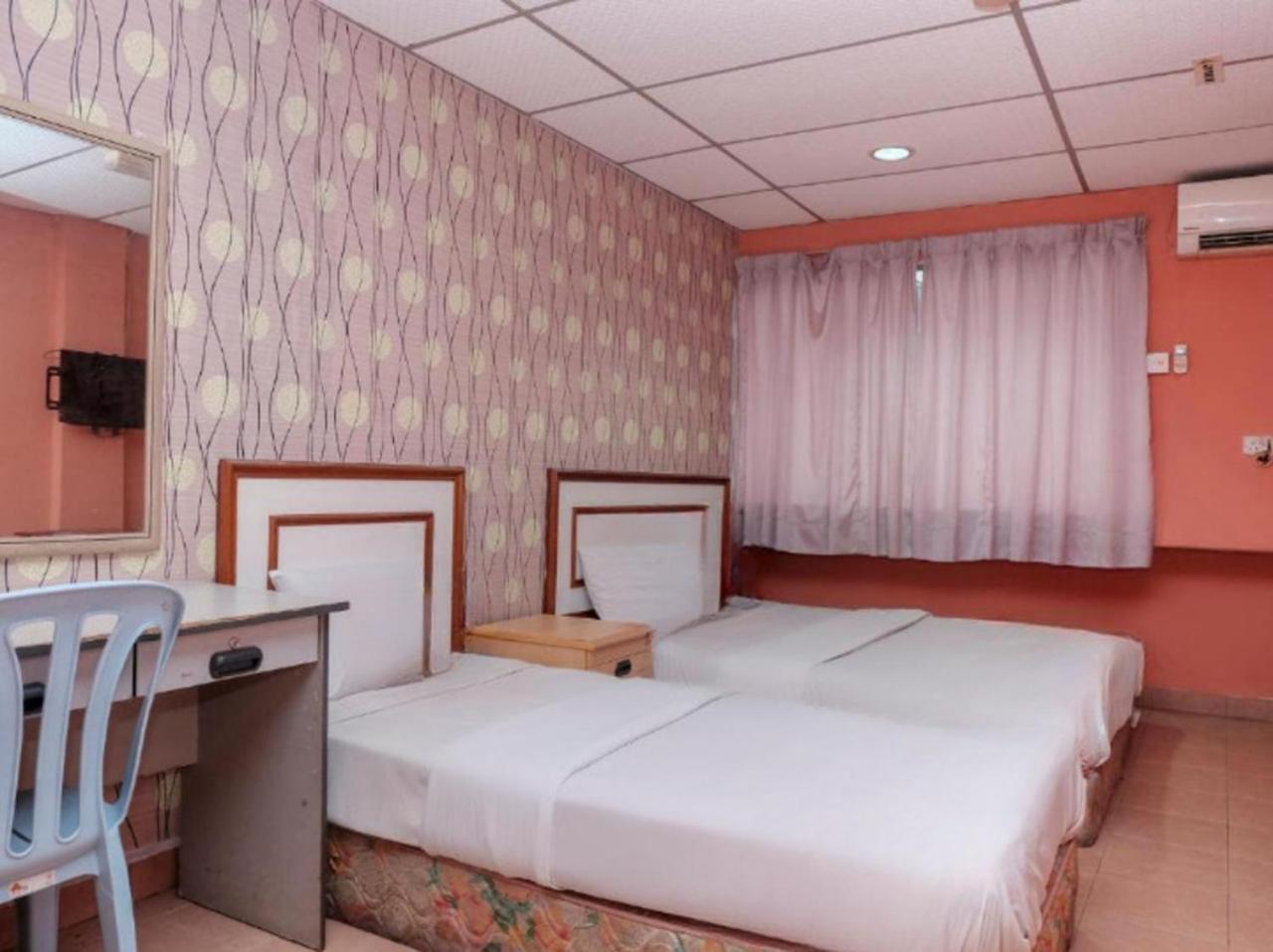 Hotel Tiara Chukai 외부 사진