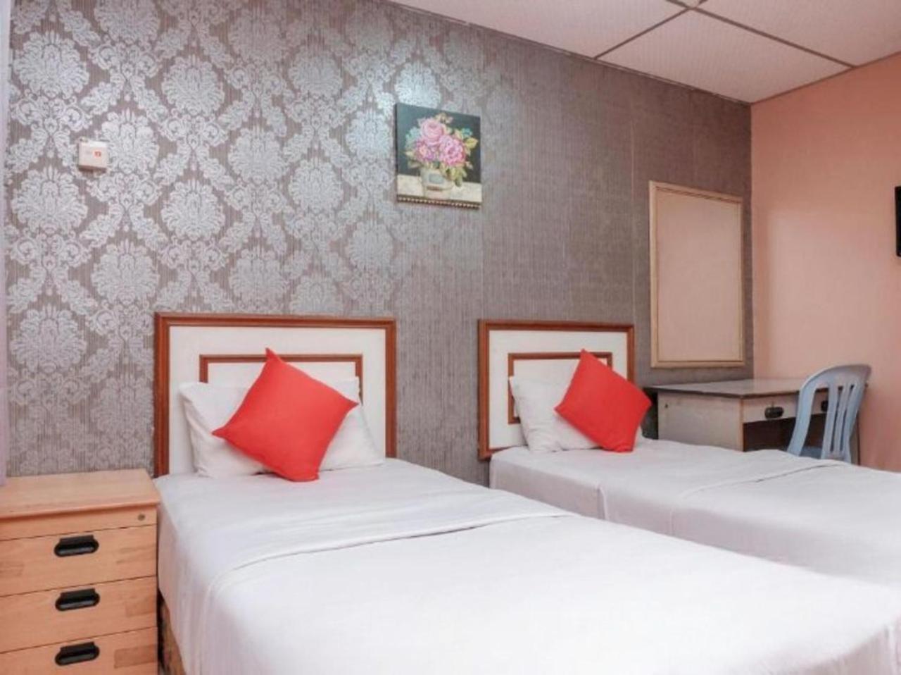 Hotel Tiara Chukai 외부 사진